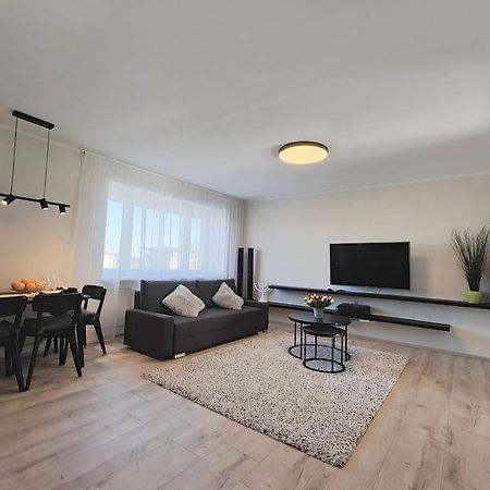 Lai Apartment In City Center Of Раквере Экстерьер фото