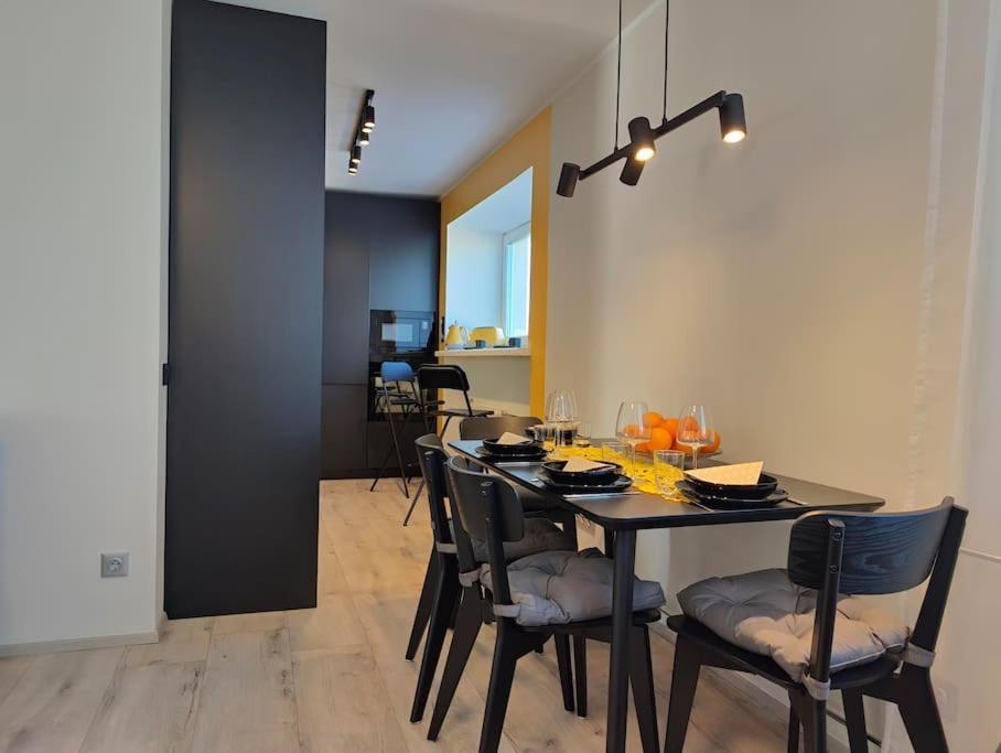 Lai Apartment In City Center Of Раквере Экстерьер фото